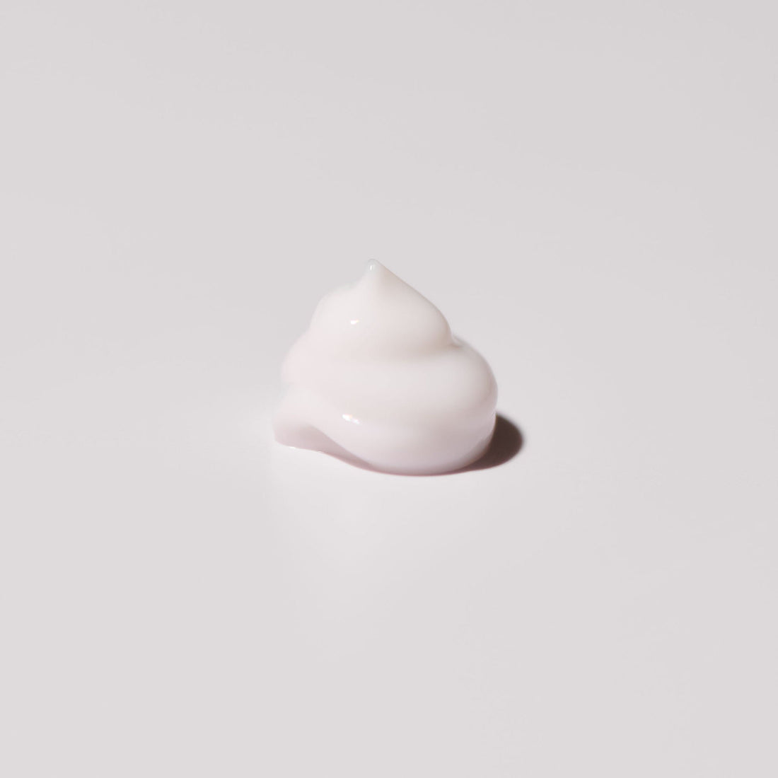 Purabeauti La Crema Cleanser up close hydrating cream acne safe anti-aging